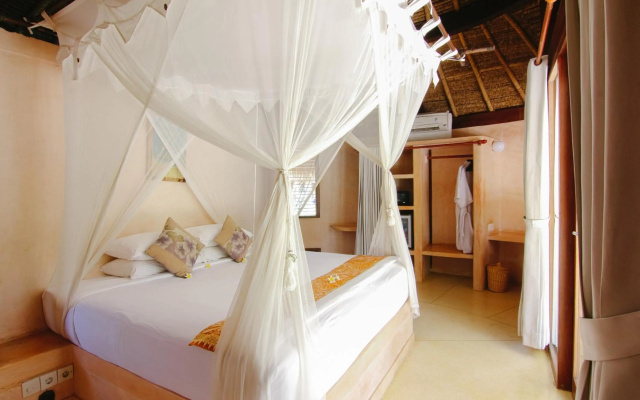 Waka Nusa Resort – Guest Rooms – Lembongan Island