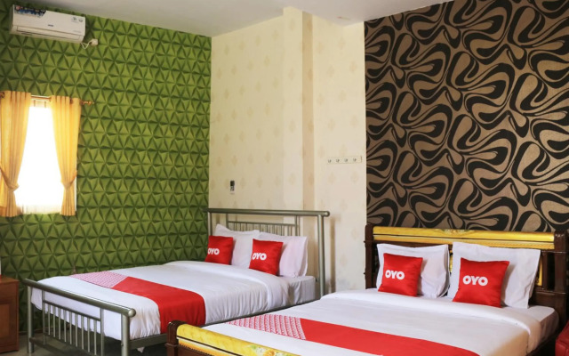 OYO 1722 Villa Ciparay Indah