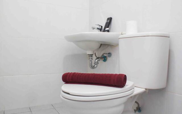 Warm and Cozy Studio Patraland Urbano Apartment