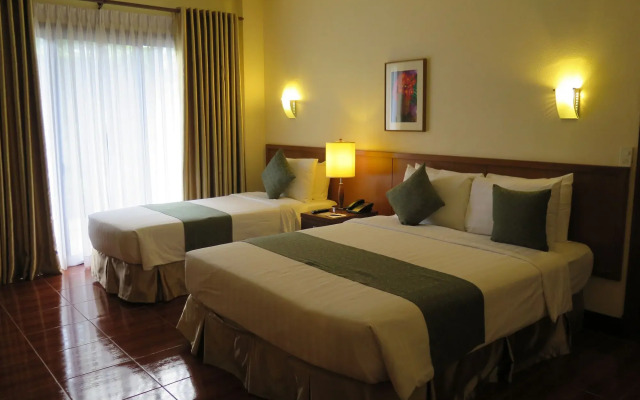 The Suites at Mount Malarayat