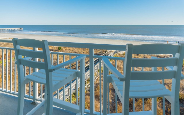 The Palms Oceanfront Hotel