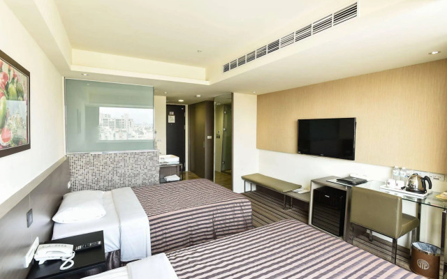 De Reve Express Hotel