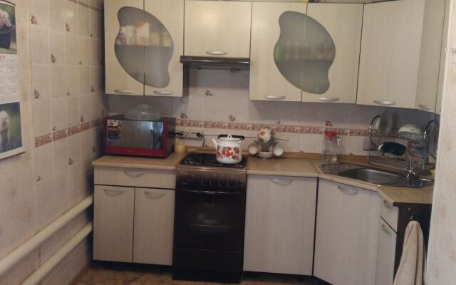 V gostyakh u Baby Poli