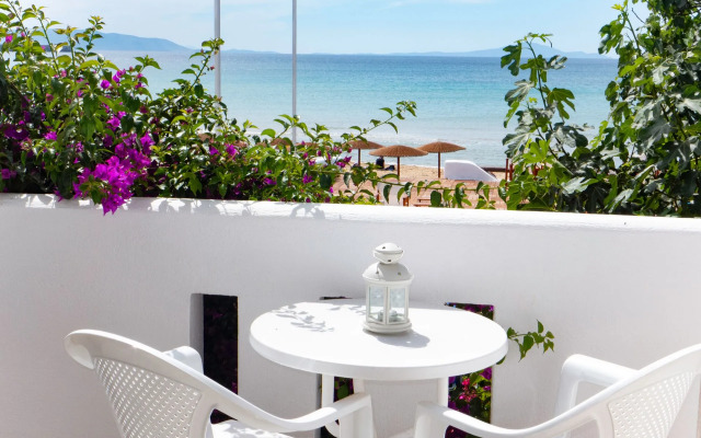 Amaryllis Beach Hotel