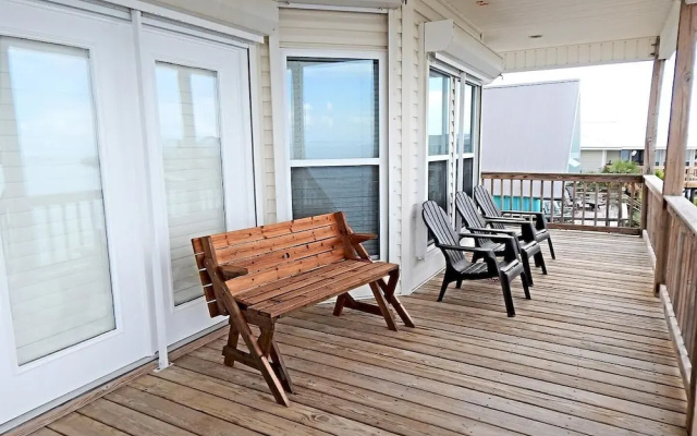 033 Royal Sunset 3 Bedroom Home