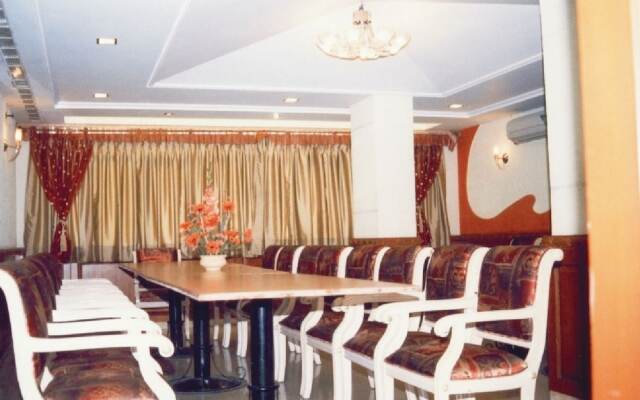 Hotel TARA International