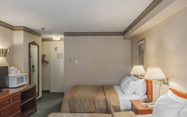Mississauga Inn & Suites