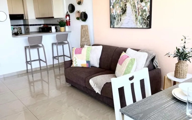 Stunning Marina Views Pool Kayak Island Tours