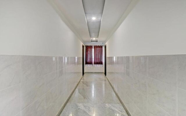 Capital O 19360 Sai Suites Inn