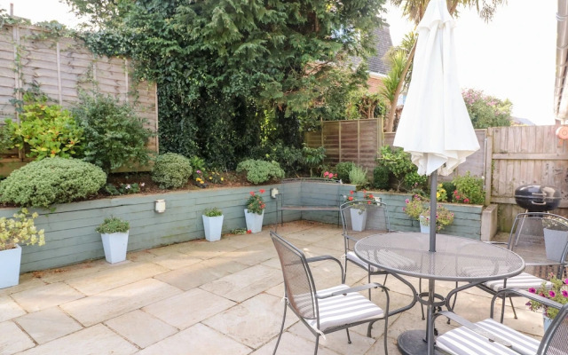 1 Camperdown Lodge