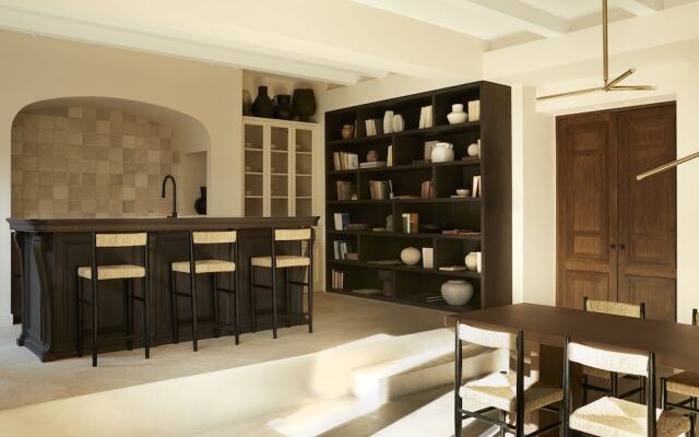 The Storyteller Boutique House
