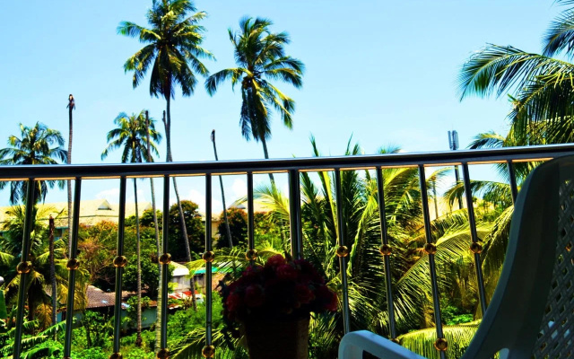 Sairougn Seaview Hotel