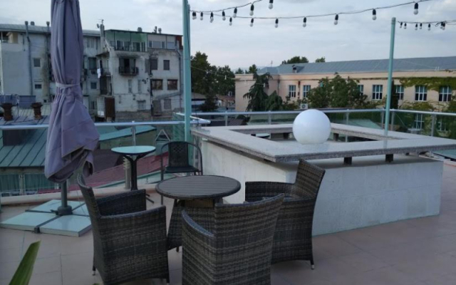 "Tbiliseli Inn"