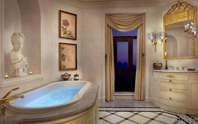 The Ritz-Carlton, Tianjin