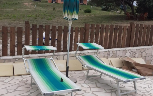 agriturismo gli olivastri - casa ginestre con piscina e vista mare