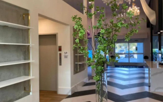 Kompose Boutique Hotel