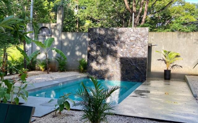 Casa Alice Surf Lodge - Hostel