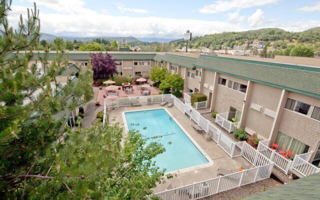 Windmill Inn of Roseburg