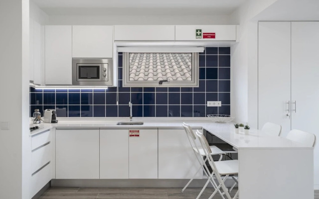 Drapes Design Apartments II by An Island Apart