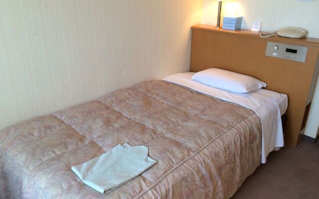 Sky Hotel Uozu Annex