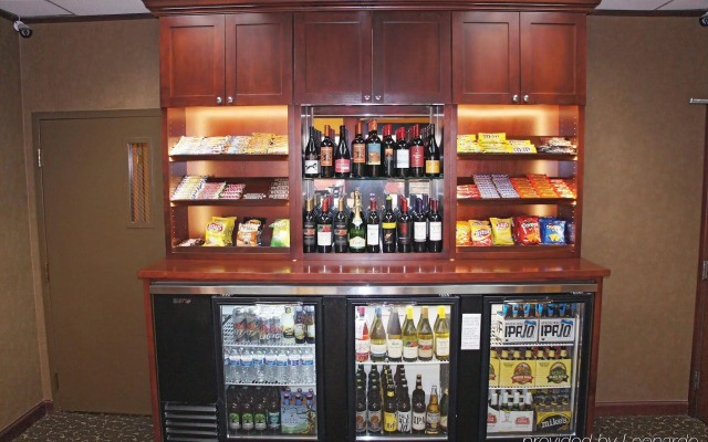 Best Western Plus Parkway Inn