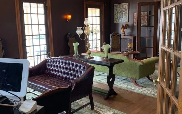 The Hygrade Inn