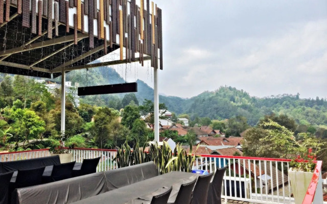 Villa Jaran Jingkrak - Hostel