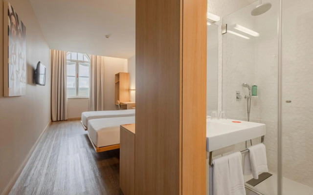 Moov Hotel Porto Centro