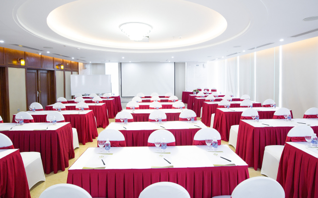 Le Hoang Beach Hotel Danang