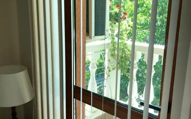 Red House Family Hotel