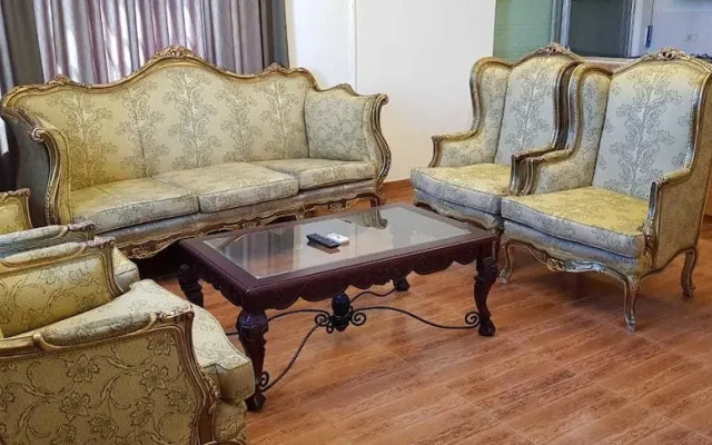 Al Farouq Hotel Apartments