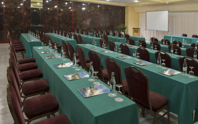 Hotel Puerto Palace