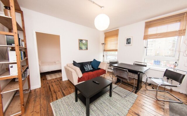 Fantastic Property for 4 in the Heart of London