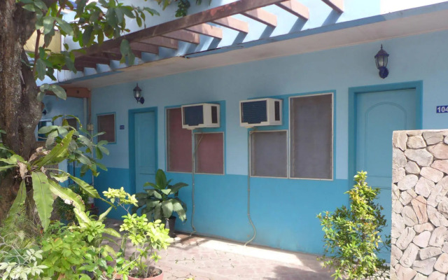 Rozen Suites Malakas