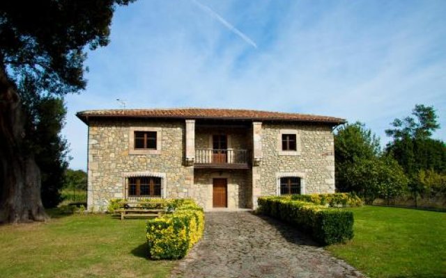 Casa De Aldea La Llosa