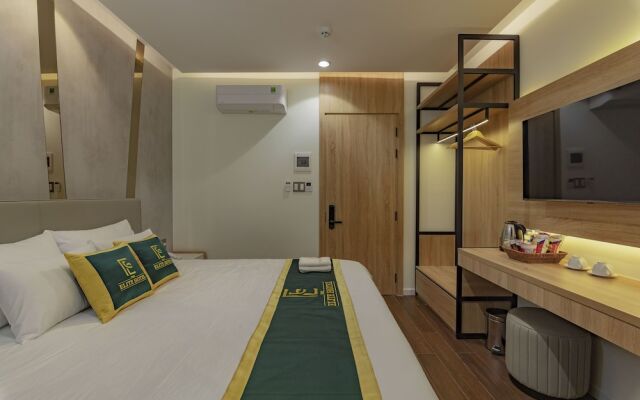 The Elite Hotel
