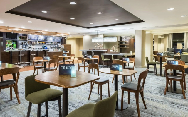 Courtyard By Marriott Danbury
