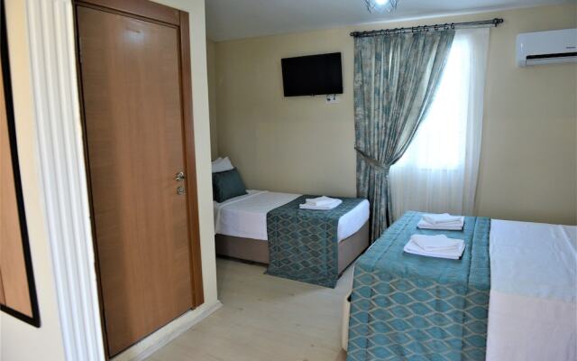 Ada Marin Hotel