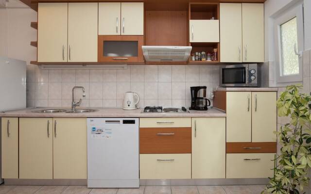 Apartments Mirjana