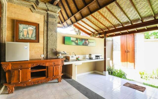 Sari Bamboo Bungalows