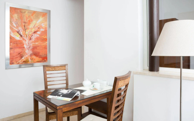 Puerta Catedral Studios