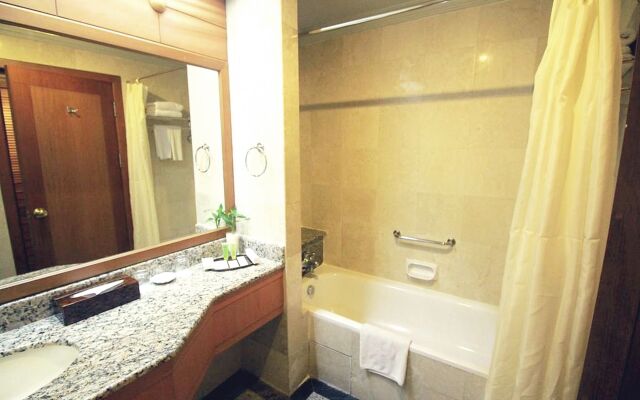 Planet Holiday Hotel & Residence