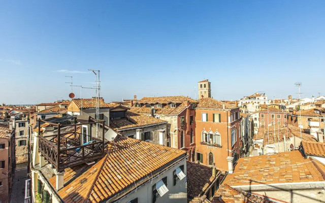 Attico Dei Miracoli R&R