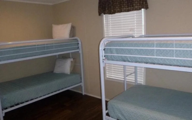 Double Barr Cottages