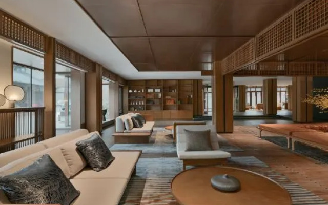 Blossom House Nanjing Lishui