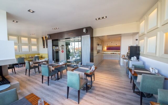 MY Hotel