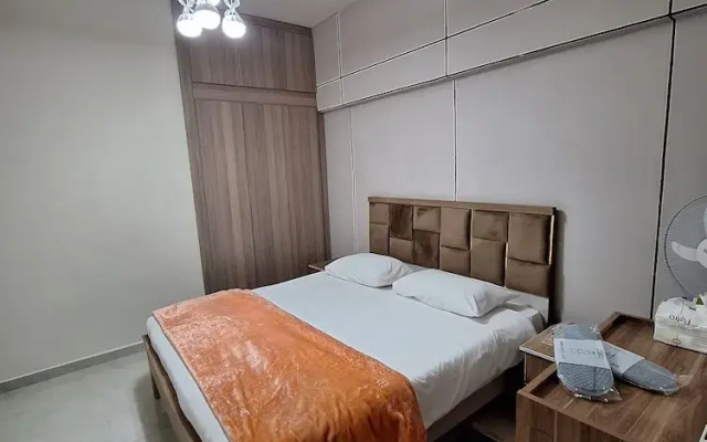Charming 2-bedroom Apartment in Hamra, Beirut