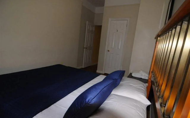 Midtown East Apartments