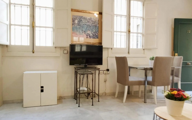 Bright Apartment at Santa Cruz 4 pax Parking Opc