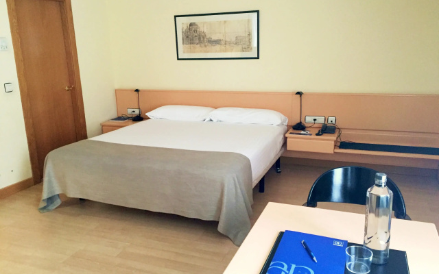 Hotel AR Parquesur